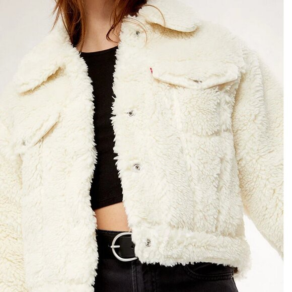 Levi's Baby Bubble Sherpa Trucker Jacket in Coconut Milk Size L NWT - Picture 2 of 14